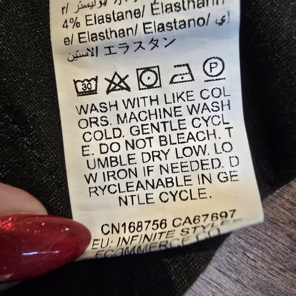 Shein crop cherry 8 medium - Picture 8 of 8